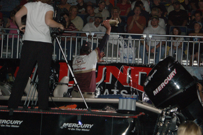 5D947F4F-350D-4CB5-8423-809FFD01CB71