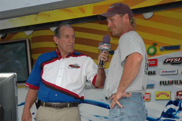 5E560CEB-59FD-4B5D-9FB6-6DA0F6B97627