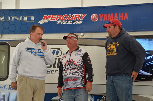 5E89CBBB-4816-480A-BBF7-C504059C0C0B