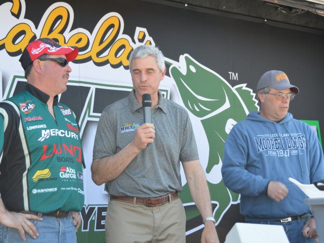 5EB92A3A-B0E1-4AD2-A474-DB85308FCDAB