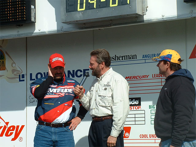 5EFF9042-4E12-41CE-9E66-A3AE9AEF7DC4