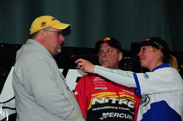 5F092909-3841-416E-89FA-321D2CC7E981