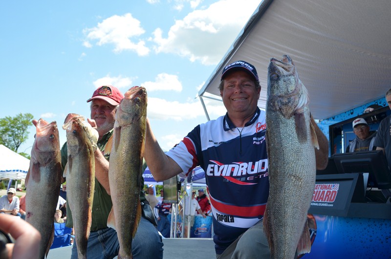 5F22F85F-F5BF-4EB4-835E-71CCE04666AF