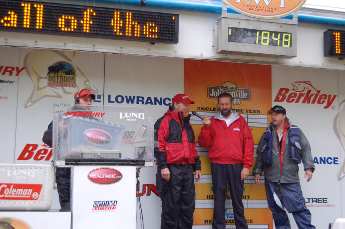 5F7B6A19-3578-4AF6-BD9B-6DD150138737