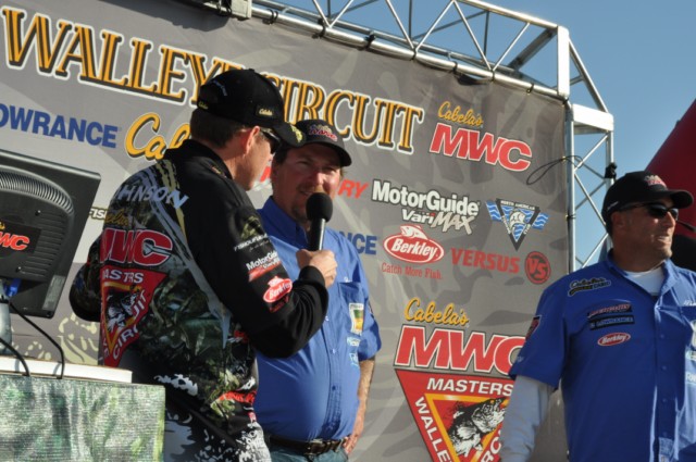 5FE24143-32EF-4868-BB1B-3D7E6BFDA875