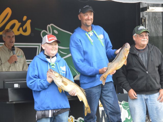 8CAD08BC-51A1-4F1E-AE81-FEF9090E64EA