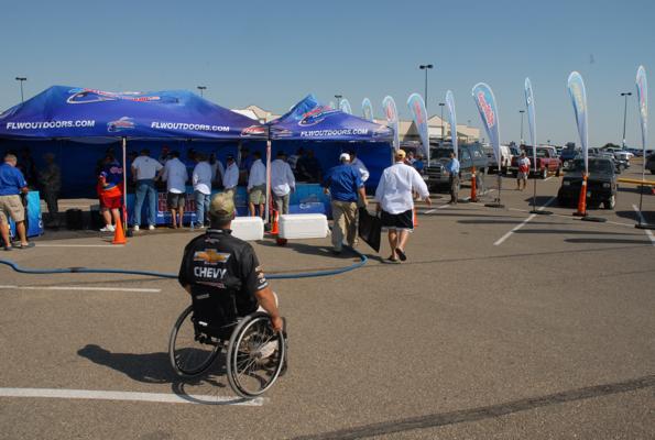 DA7C5F07-AC83-459F-9606-9DB7B8D588D1