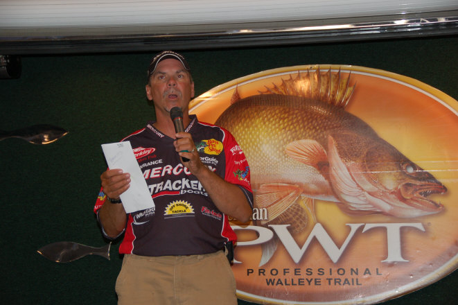 BDBC24BC-16C9-43CD-92D4-F3809C9888B5