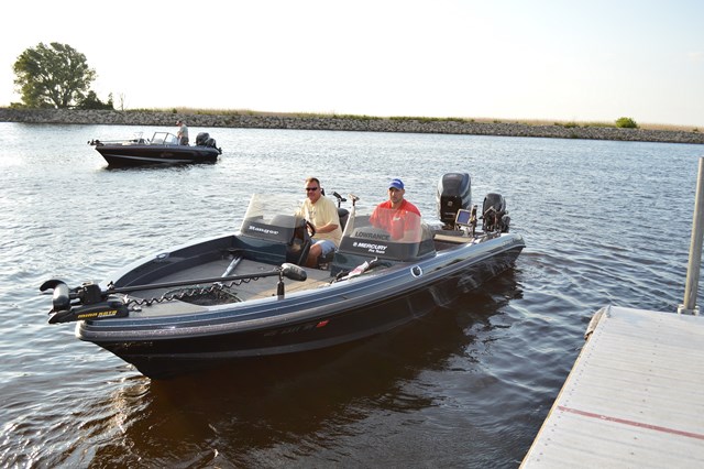 471E8FF8-18AC-40FD-8E3C-33C91F810E56