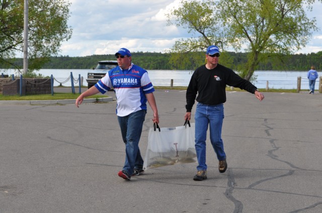 278C97F6-B377-4F9D-B5F6-D8E4167C812C