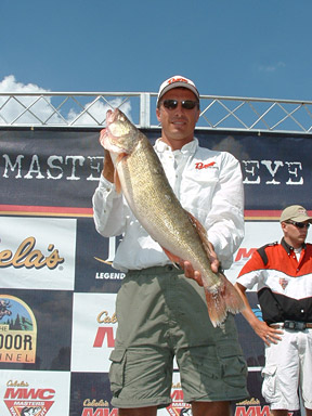 601D4E0C-4DE2-4CD9-B199-67A75BD6AE52