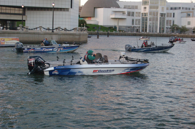 60274229-7287-40BC-A824-91ED1C59B808