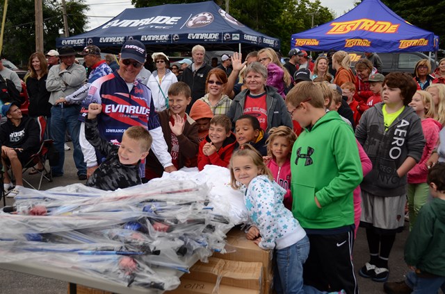 60652BE3-E2A8-4F32-9A57-85E795D9B883