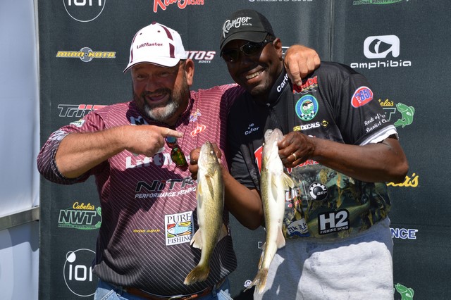 609FA1EE-A57F-4141-BC32-E4D5EC8C2CCD