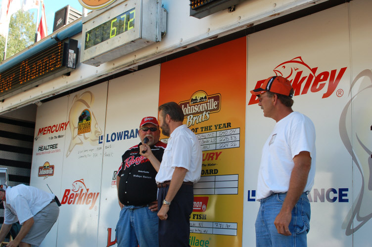 60AA1CA9-9C10-4715-866B-67D318839F5C