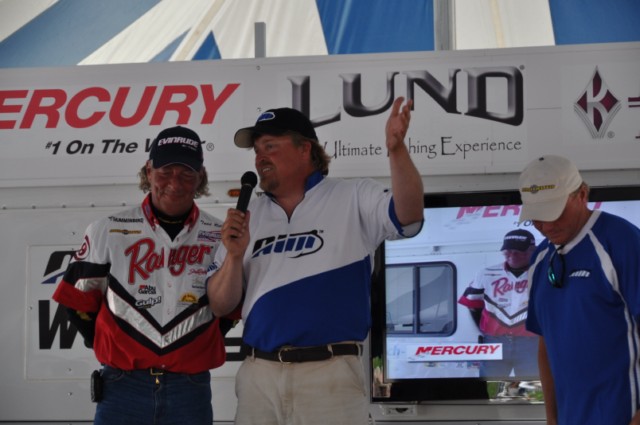 60C944B7-D271-4865-AE8A-5963FAA30A3E