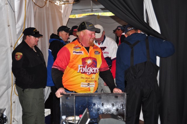 60D48901-656E-4171-9B44-751E1EEE12B7