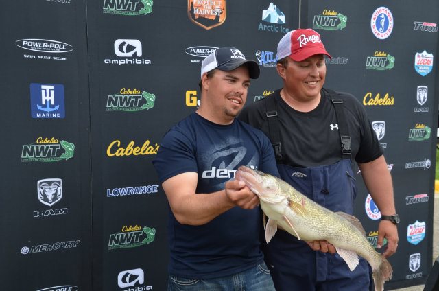 60DE5E6C-080A-4888-8232-27BA75FDF803