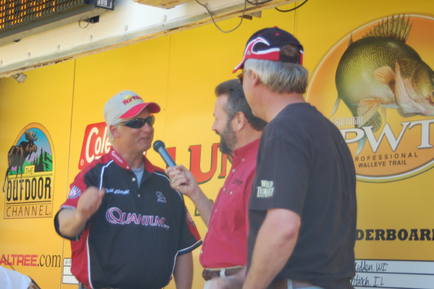 615E30C9-F143-4503-82A7-7EE4CA460C66