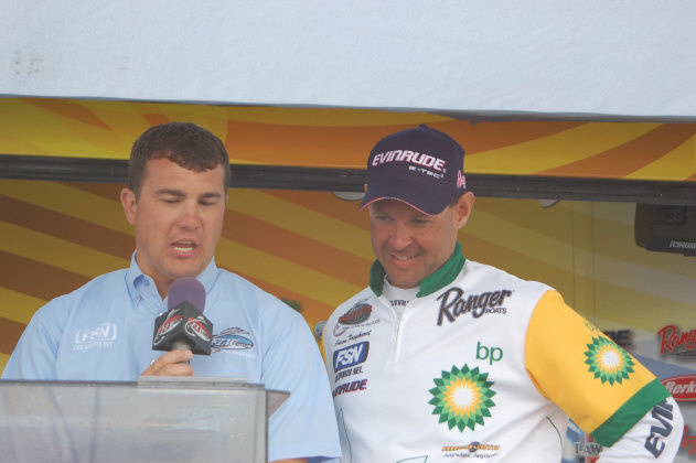 616535E4-B480-4F4C-95BD-BD62CD7B9062