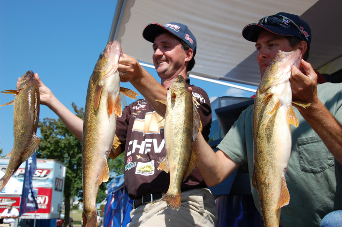 61971921-FE2C-4E5F-8B98-B1B0354C4653