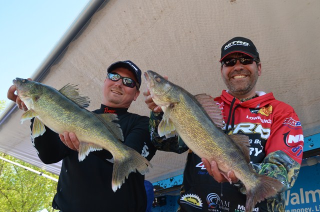 61B66286-60C0-4443-9504-60BE9FFB6023