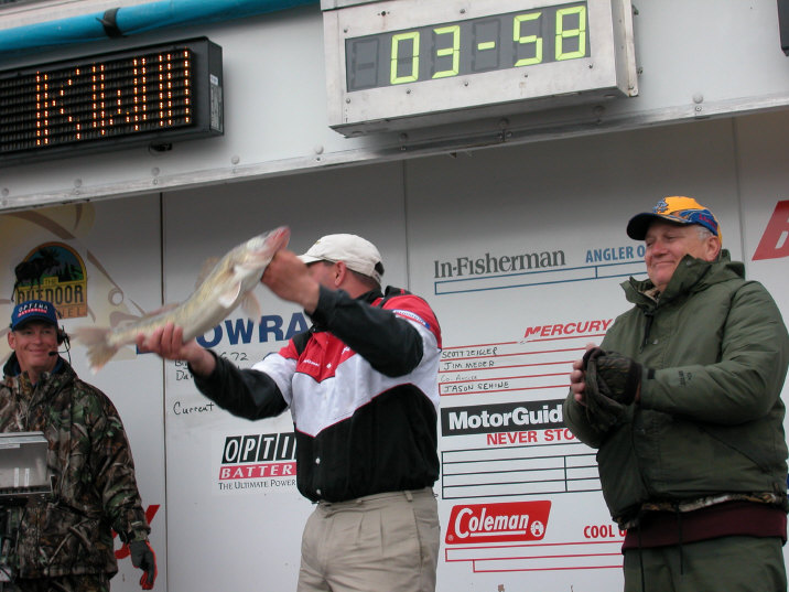 61BFC7CD-0082-4992-A296-F96F14988CF7