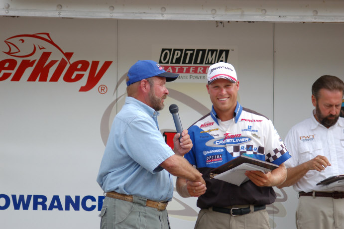 61E0CC67-7108-4802-BE07-FE7E96CEE08C