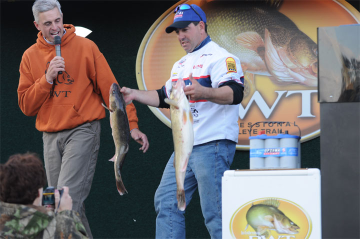 61F5F4F0-4779-4FBF-9518-44D75694B40B