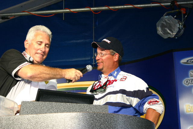 621F9E3A-DF83-4160-95D7-73E7847048BD