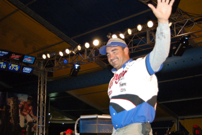 62B14C14-2EB6-470A-A8B7-E19A087DA6BC