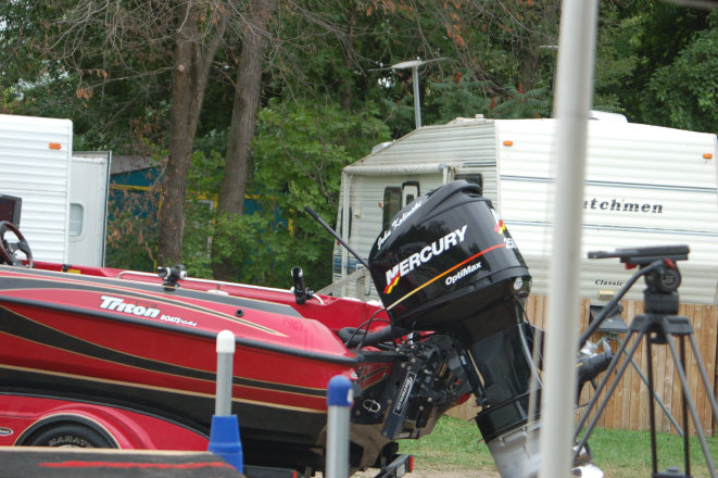 62B69AE9-1976-4514-97C1-75391ADF7A8A