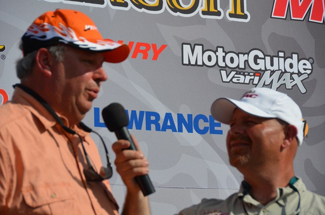 62E13BD2-6D2B-414E-8BF7-ECD95C0F42A2