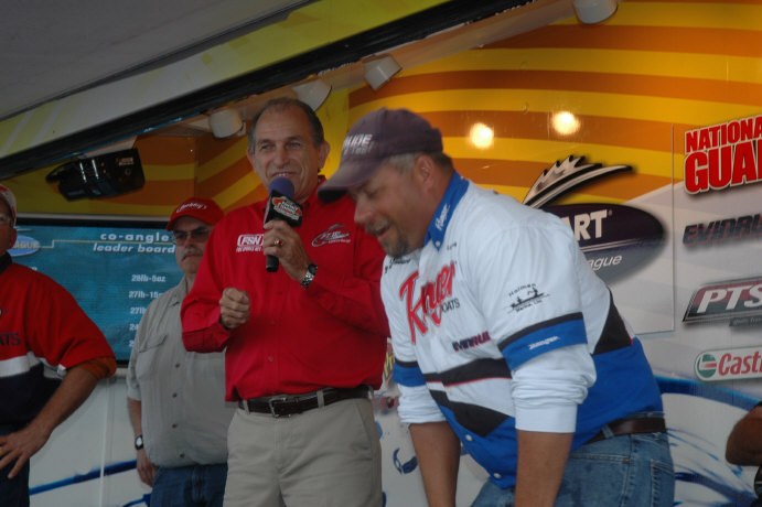 631F7AC0-3E70-4D87-BE52-D38DE6BE1136