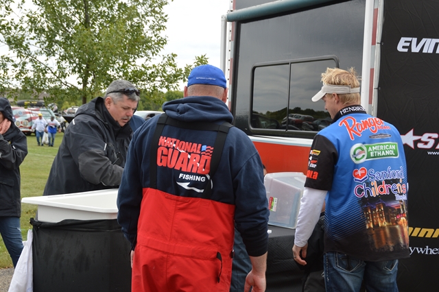 637A7D9B-B8F9-453E-8C62-F11CB832D44A