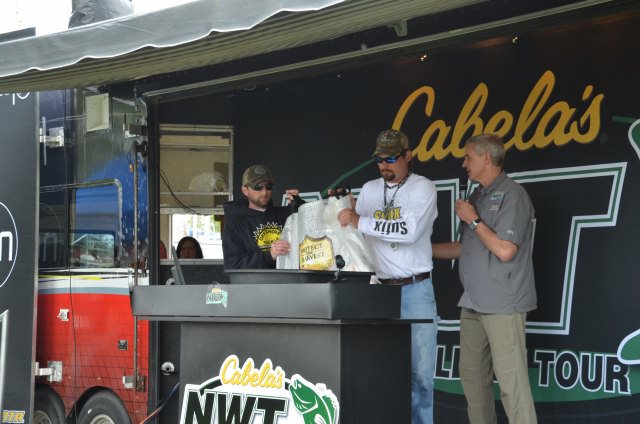 638423AA-9DBA-46CF-803C-0CB1F1375909