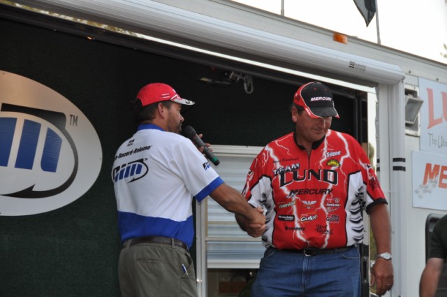 6396AD56-03E8-4A38-B258-29E397B8A384