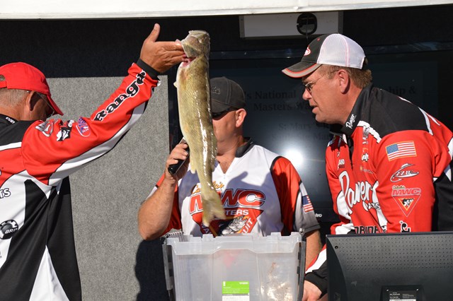 63B7B668-A878-44EA-9133-04B6574C39E6