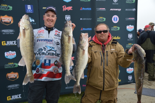 63D33E85-2110-4E18-9E94-4687CBD4F939