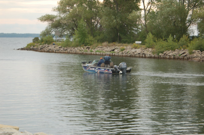 6443E699-5969-4F60-A49D-178CF5A585E3