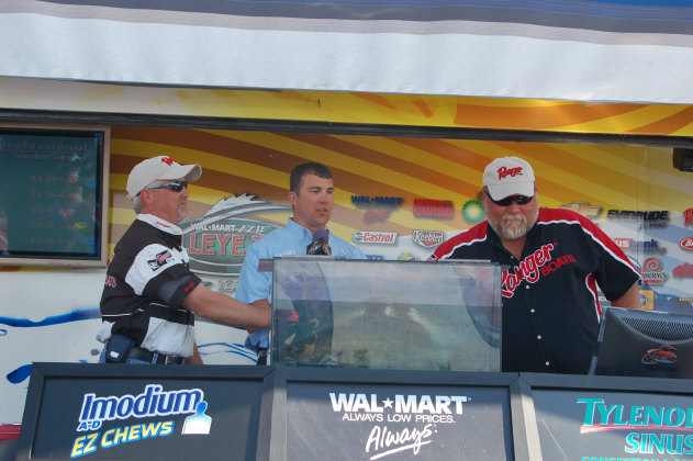 6477095D-BF10-48AF-86B4-939A0666DA7A