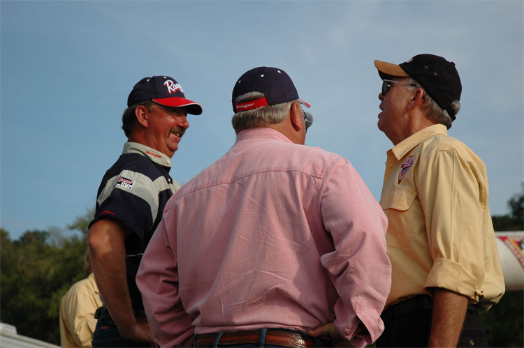 64A5D70B-74D1-43E9-B1FE-F421F32284AC