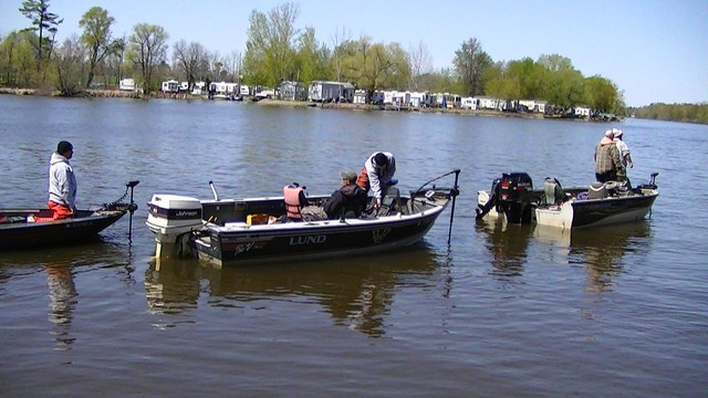 64A6A12C-F585-4DFB-AA18-BB32E76E9F58