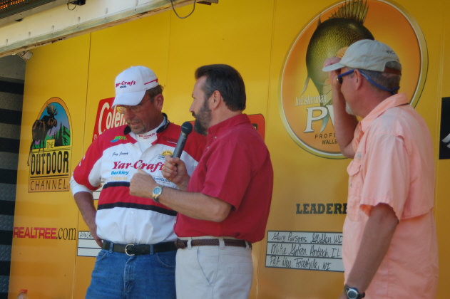 64E77BC9-BC67-404D-AEA3-25E7099F181C