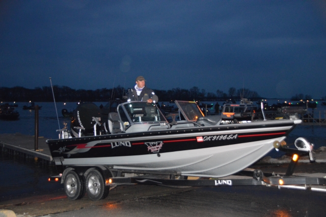 64EE8D35-9C76-47A1-81D6-9C3F3BE8D712