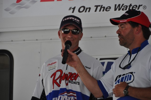 64F7F9AE-980B-4DDE-88D9-3191EC06EFCB