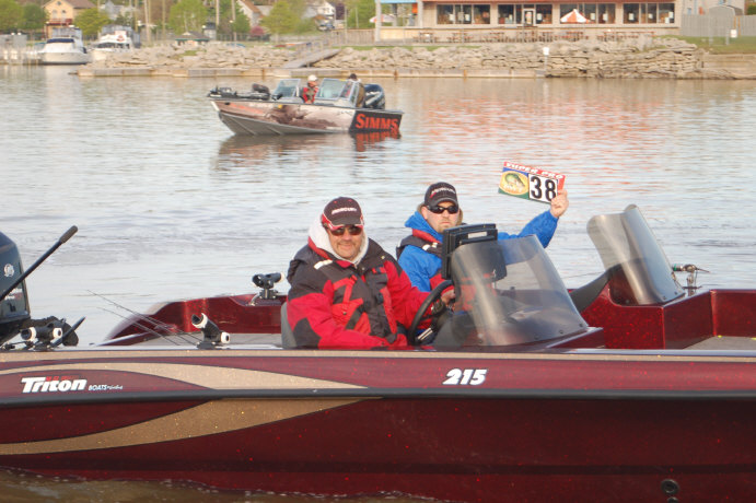 6587E612-66B7-4C41-BA94-0B7DA2097FC3