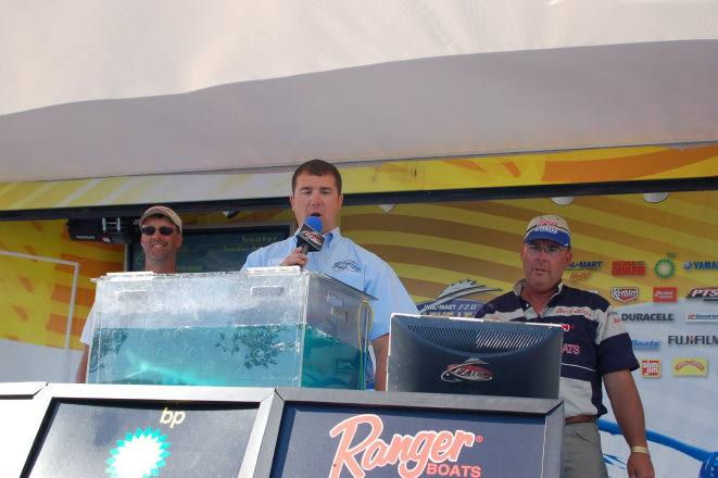 65DF90E8-471F-4E32-8D6D-C2AAE2755A8D