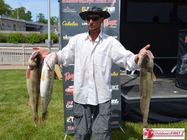 660D3C39-855E-4B0A-B942-EBCEB459738E