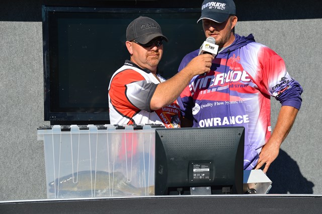 6614DE74-BE6B-4641-98F7-56231825D5D7